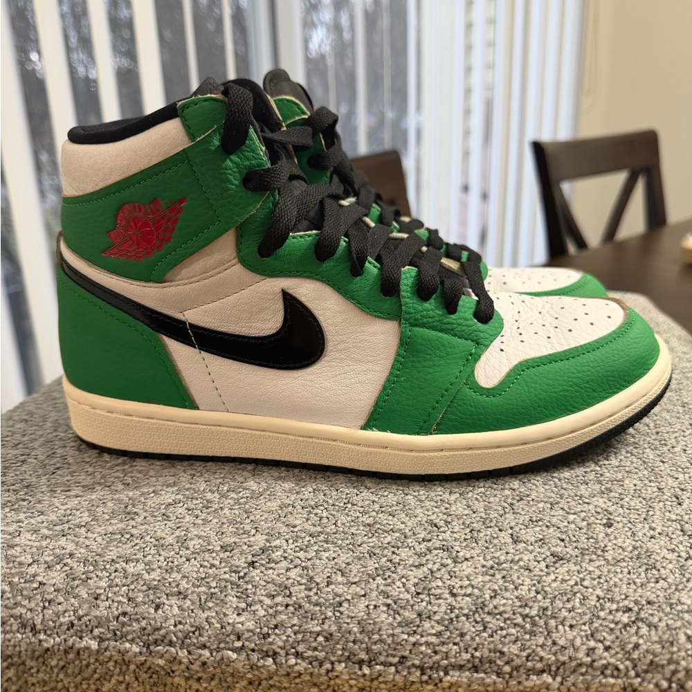 Jordan 1s Lucky Green